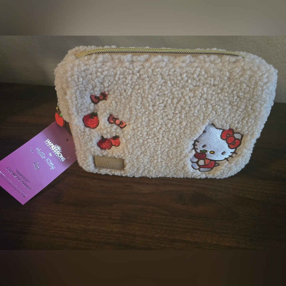 Hello Kitty Sherpa Cosmetic Bag Impressions Vanity Harvest Pouch NWT